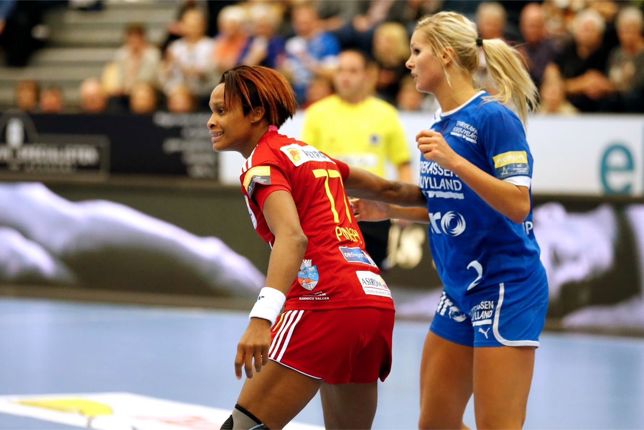 Edf F Bleues De L Tranger Destins Crois S Ffhandball